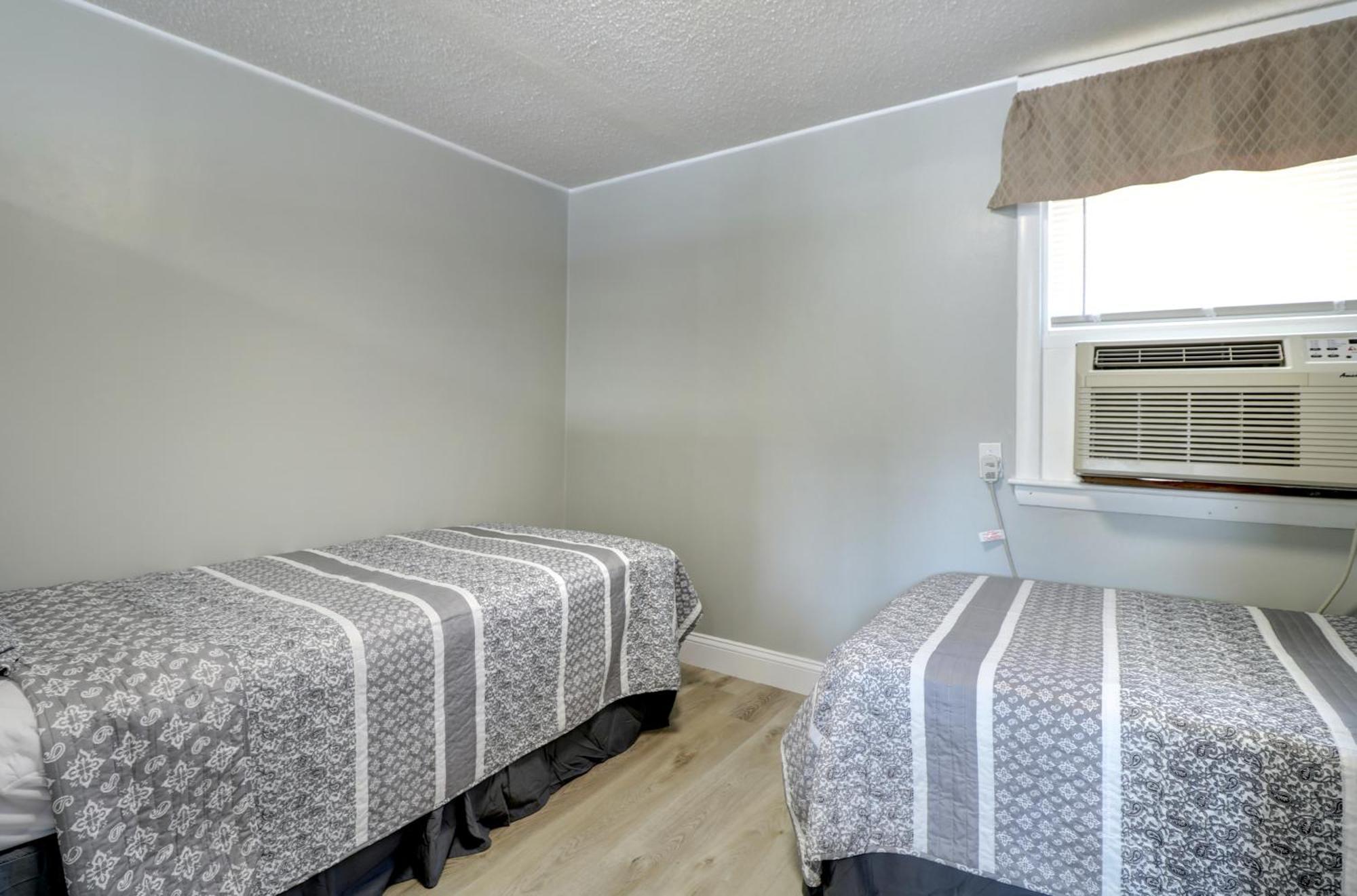 Windrift Motel 웨스트야머스 외부 사진